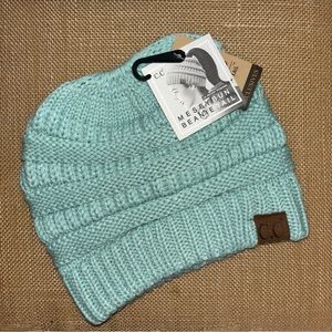 (NWT) C.C Ponytail Beanie